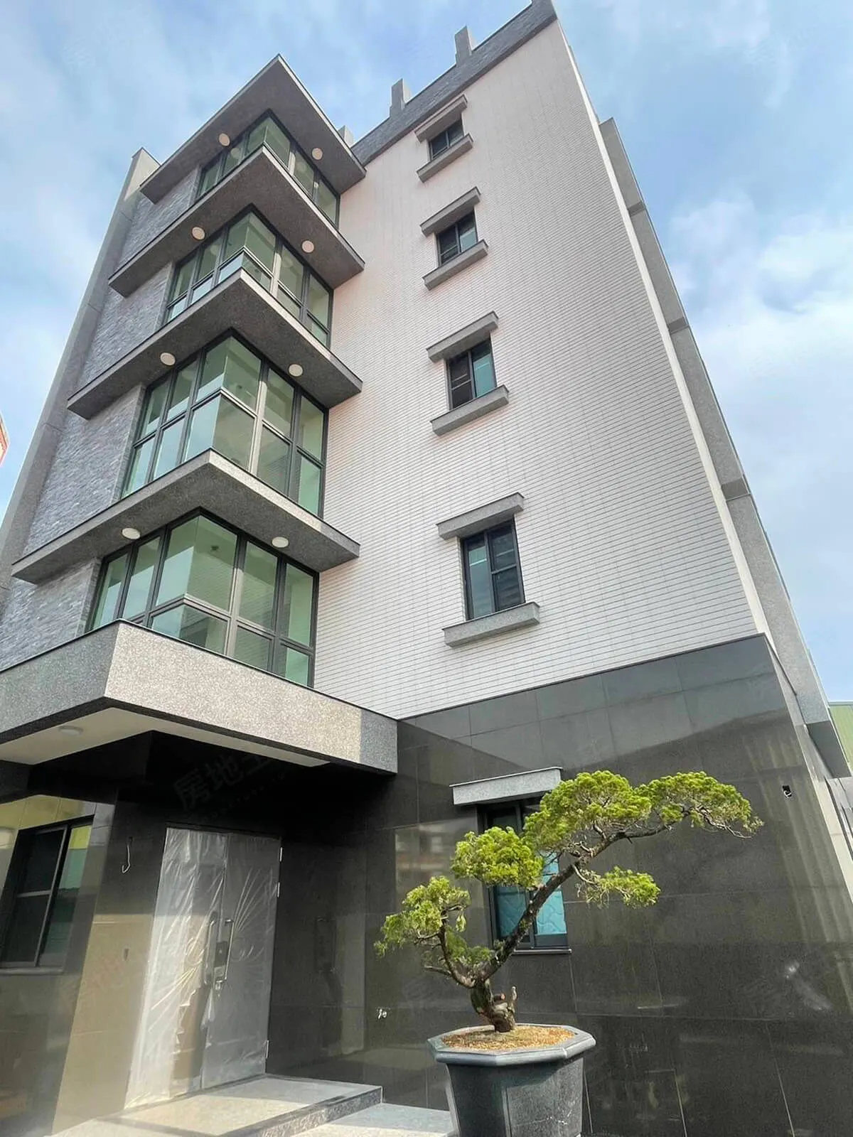 佑任建設 NO.10建案圖輯 1